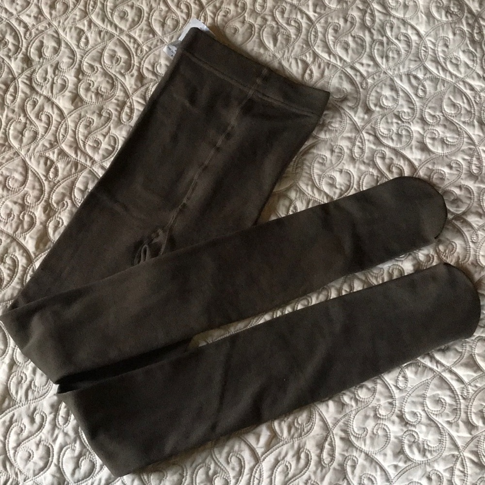NWT Fleece Lined Leggings.